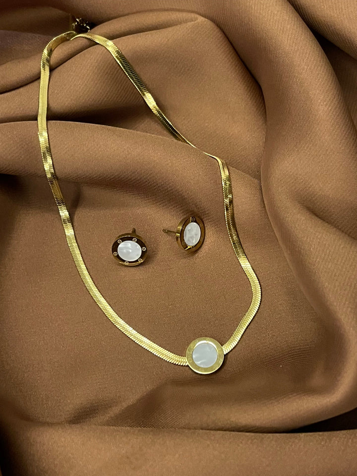 Moonlit charm set mahyal's