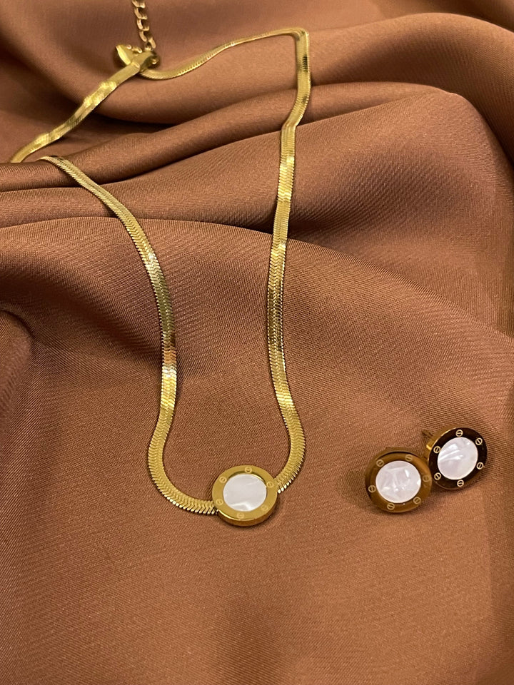Moonlit charm set mahyal's